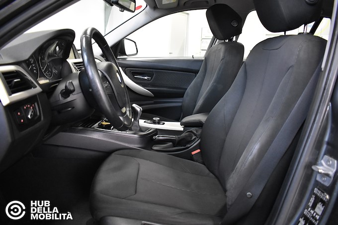 BMW 320d xDrive Touring Business Advantage